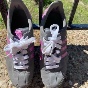 Adidas Samoa